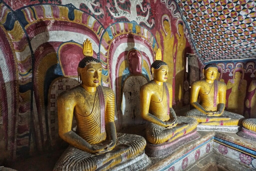Gold Buddha statues inside Dambulla Temple