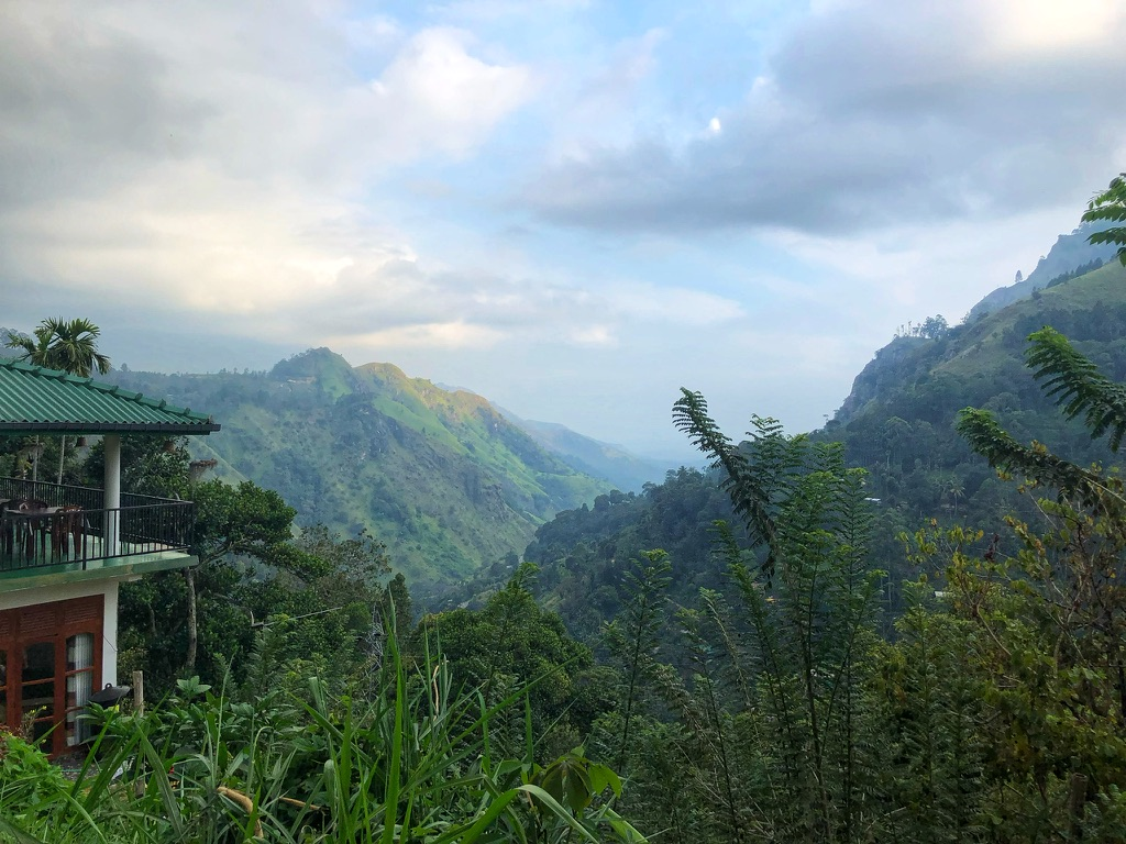A guesthouse in the green hills of Ella
