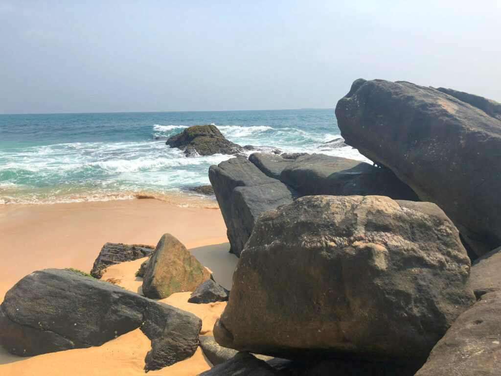 A rocky portion of Unawatuna Beach